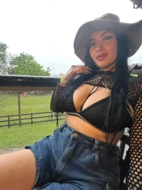 Valentina, text-prepagos en Bogotá 3018508496