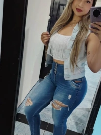 Juliana, text-prepagos en Cali 3244045088