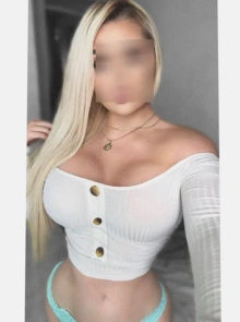 Sara, escort en Engativá disponible para recibirte ahora mismo