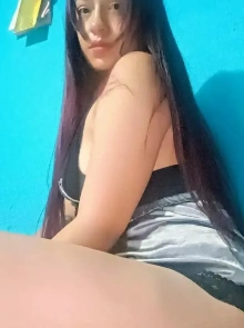 Angie tequia, una dama de compañía espectacular