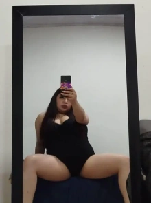 MARIHAN, una acompañante VIP disponible ahora en la zona